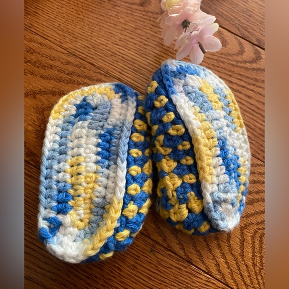 Baby Booties | Handmade | Crochet - Picture 4 of 4